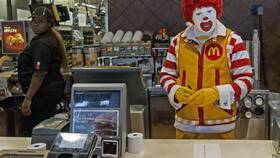 Как получить 3 секрет в Ronald McDonald в Самура