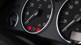 Почему загорается индикатор Check Engine